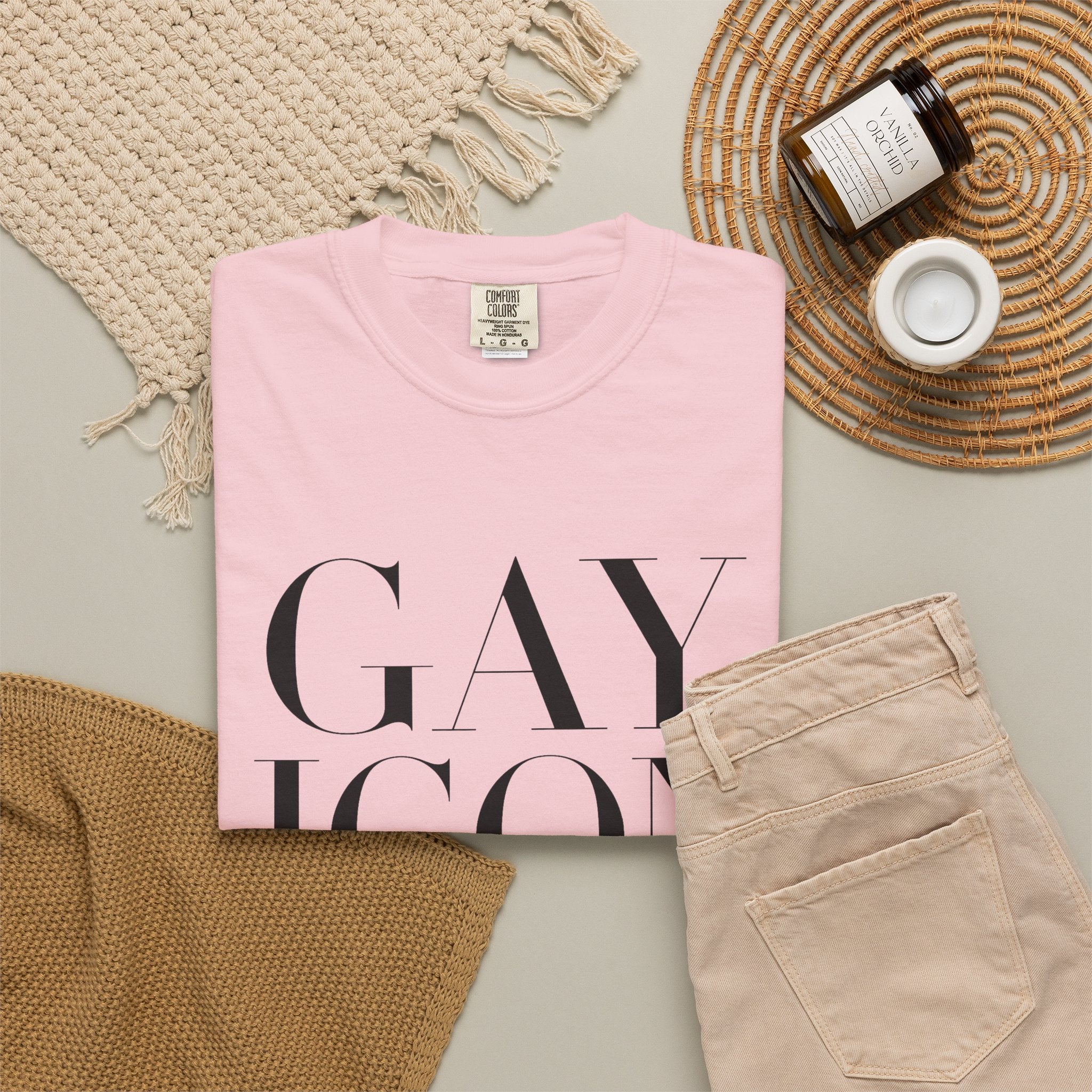 Rundhals-T-Shirt in lockerer Passform | GAY ICON | GAY ICON KOLLEKTION