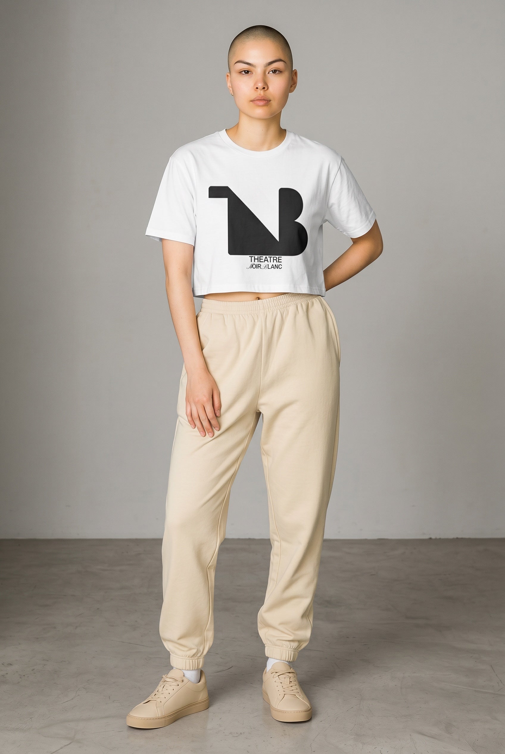 Damen Rundhals Cropped Signature T-Shirt THEATRE NOIR BLANC - Schwarzes Logo