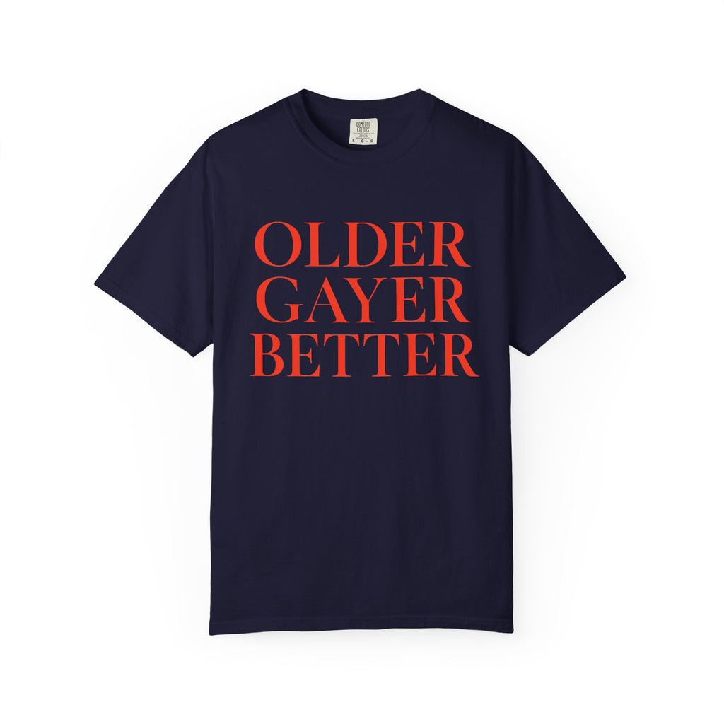 Rundhals-T-Shirt in lockerer Passform | ÄLTER SCHWULER BESSER | GAY ICON KOLLEKTION