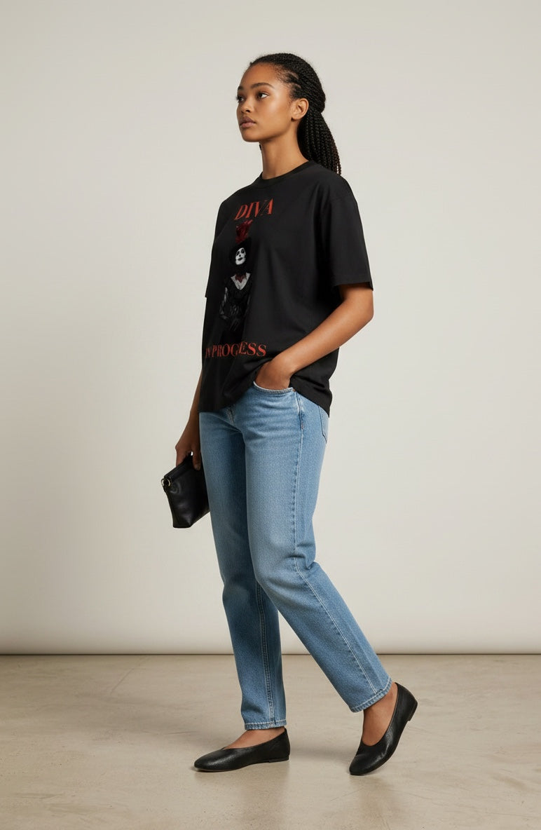 Oversized Graphic Tee — DIVA IN PROGRESS | Noir Aesthetic Streetwear
