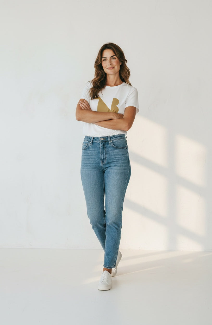 Damen Rundhals-T-Shirt | THEATRE NOIR BLANC | Gold-Logo