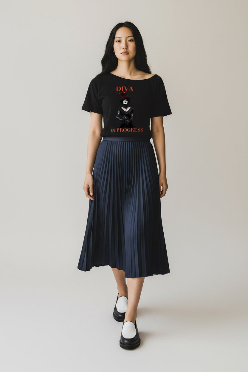 Women’s Off-the-Shoulder Tee | DIVA IN PROGRESS | LE SALON NOIR COLLECTION