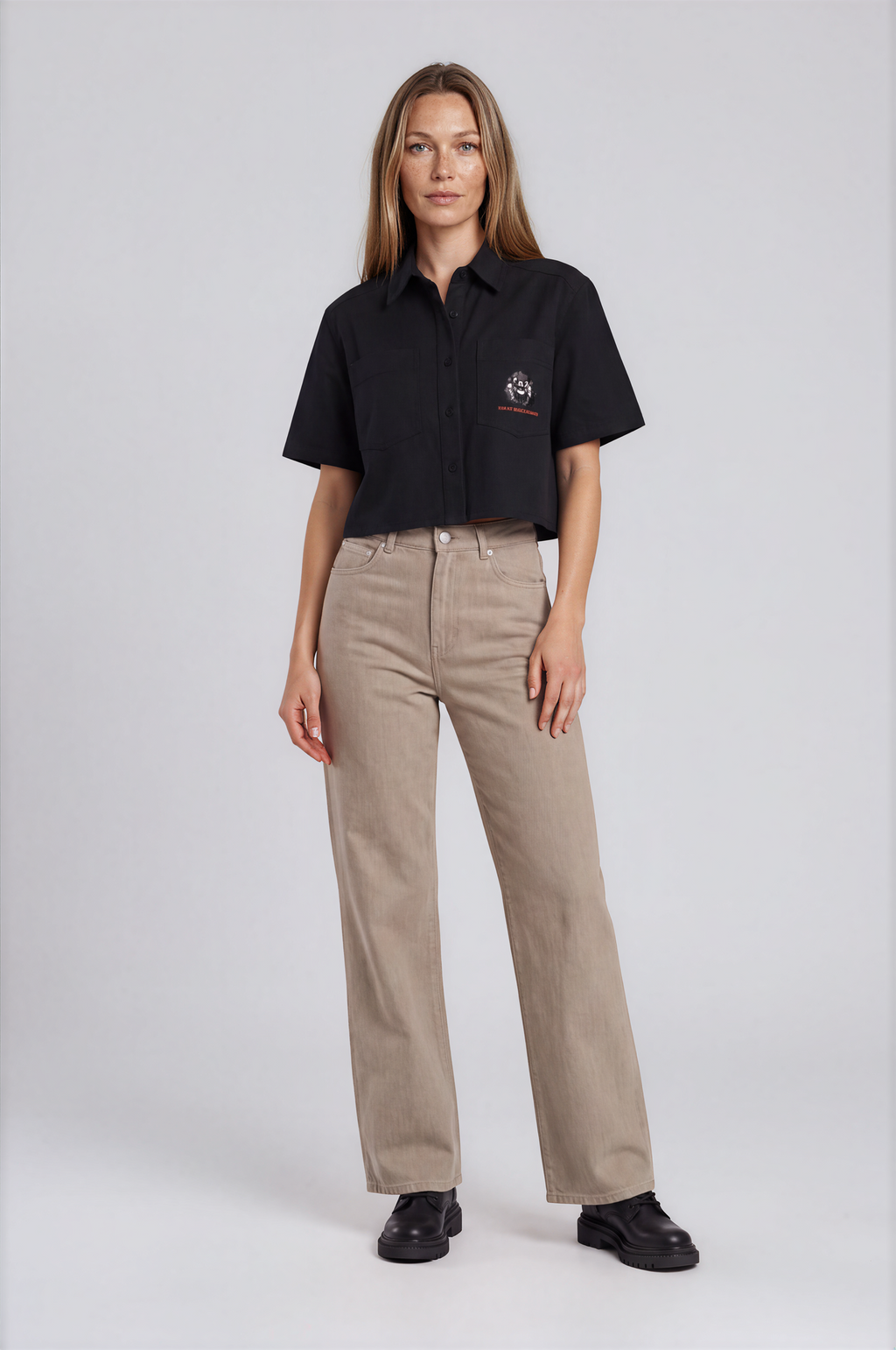 Women’s Crop Short Sleeve Shirt | DIVA IN PROGRESS | LE SALON NOIR