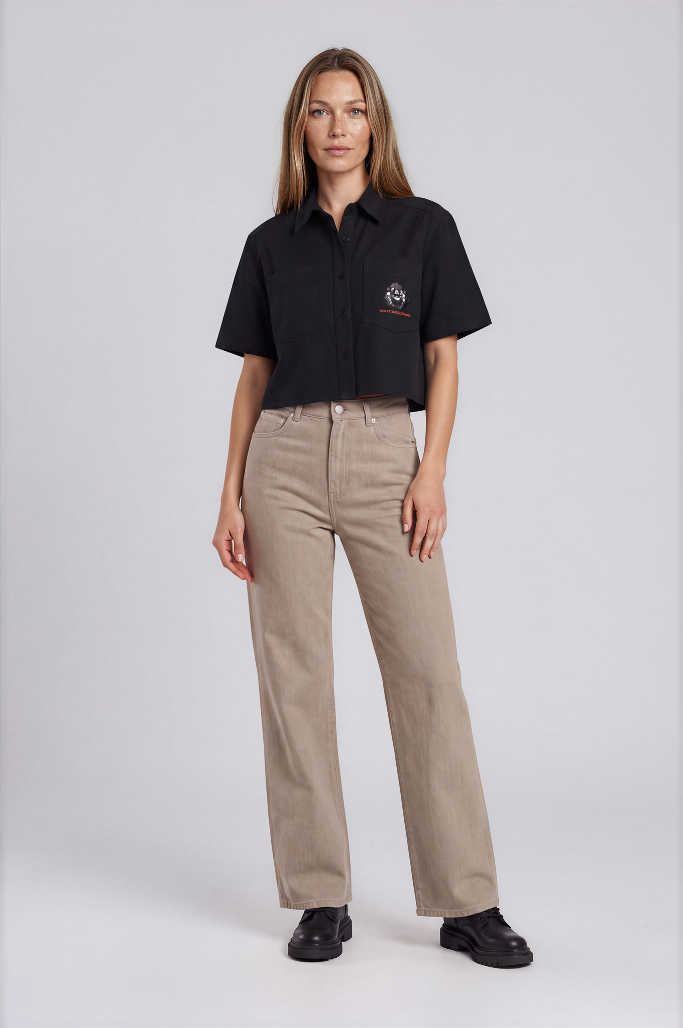 Women’s Crop Short Sleeve Shirt | DIVA IN PROGRESS | LE SALON NOIR