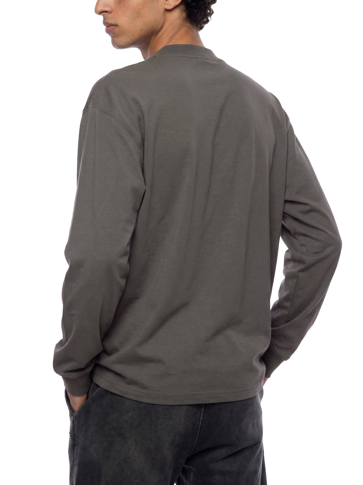 Unisex Loose Fit Long-Sleeve Crewneck Tee | BLACK DOESN'T APOLOGIZE